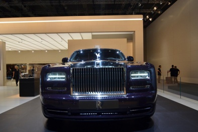 Say đắm trước vẻ đẹp Rolls-Royce Celestial Phantom